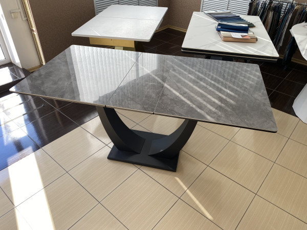 Стол лофт из керамогранита Олимп Diamond Grey глянец