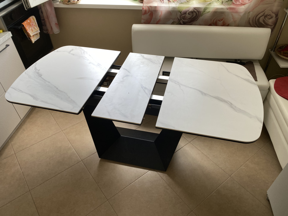 Стол лофт из керамогранита Скала Silver White