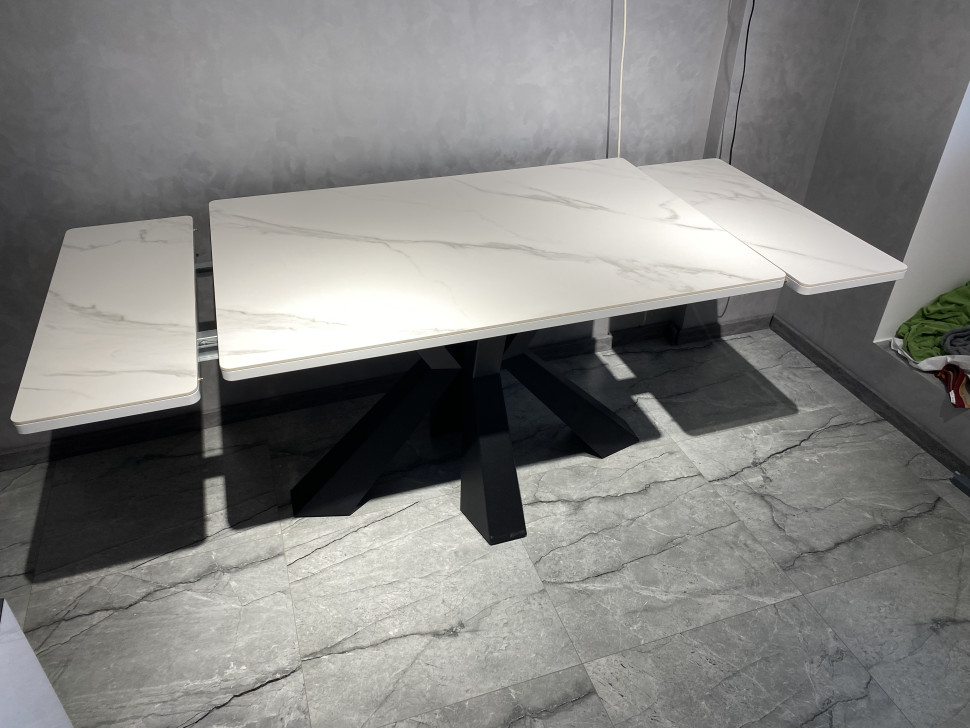Стол лофт из керамогранита Оникс Silver White 4