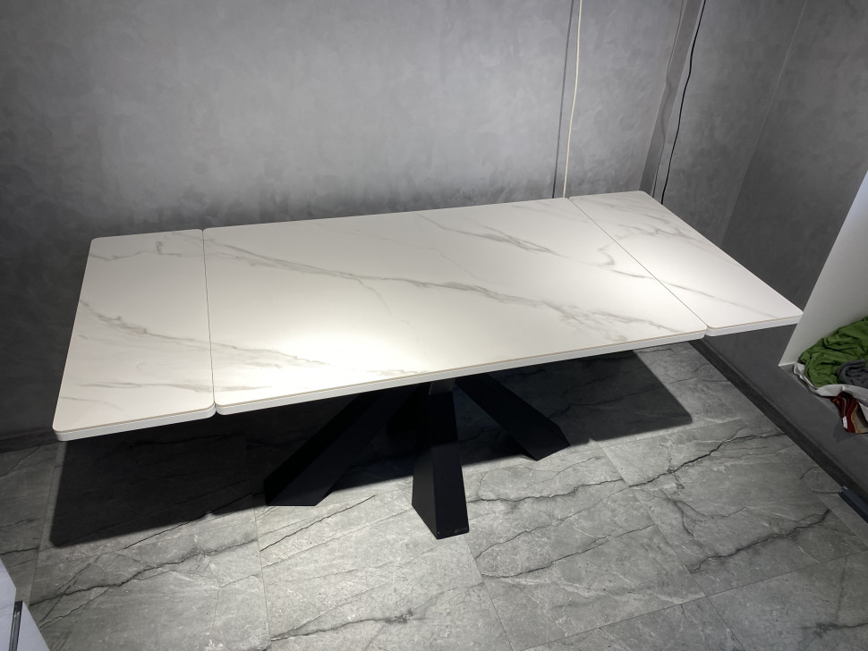Стол лофт из керамогранита Оникс Silver White 4