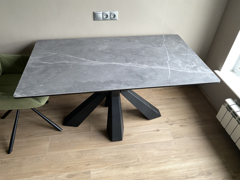 Стол лофт из керамогранита Оникс Grey Smoke 2