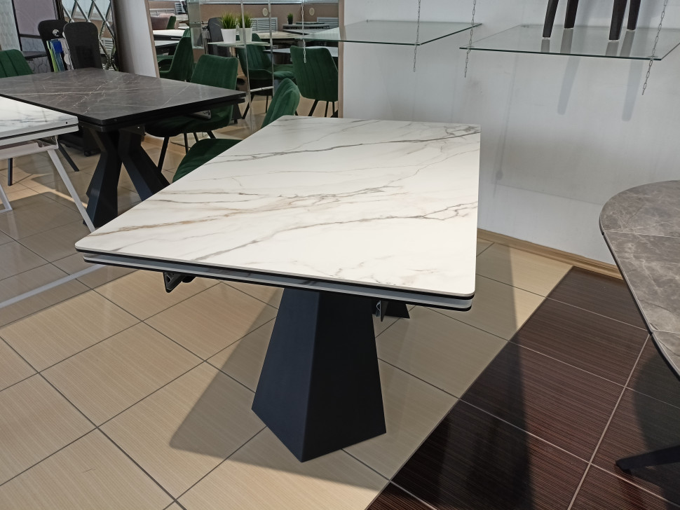 Стол лофт из керамогранита Оригами Black Marquina