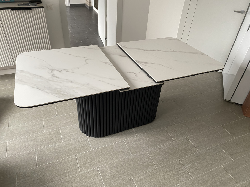 Стол лофт из керамогранита Вельвет 3 Silver White