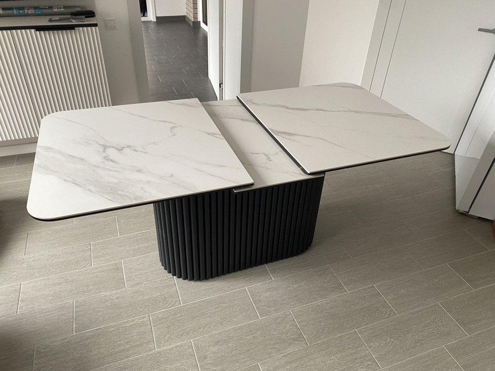 Стол лофт из керамогранита Вельвет 3 Silver White