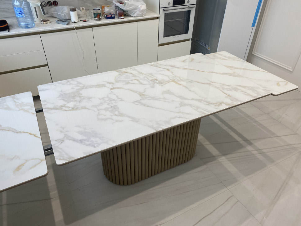 Стол лофт из керамогранита Вельвет 3 Calacatta Gold 