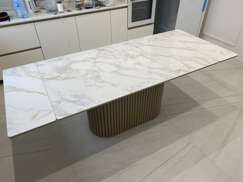Стол лофт из керамогранита Вельвет 3 Calacatta Gold 