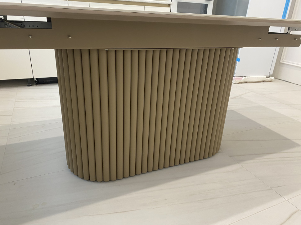 Стол лофт из керамогранита Вельвет 3 Calacatta Gold 
