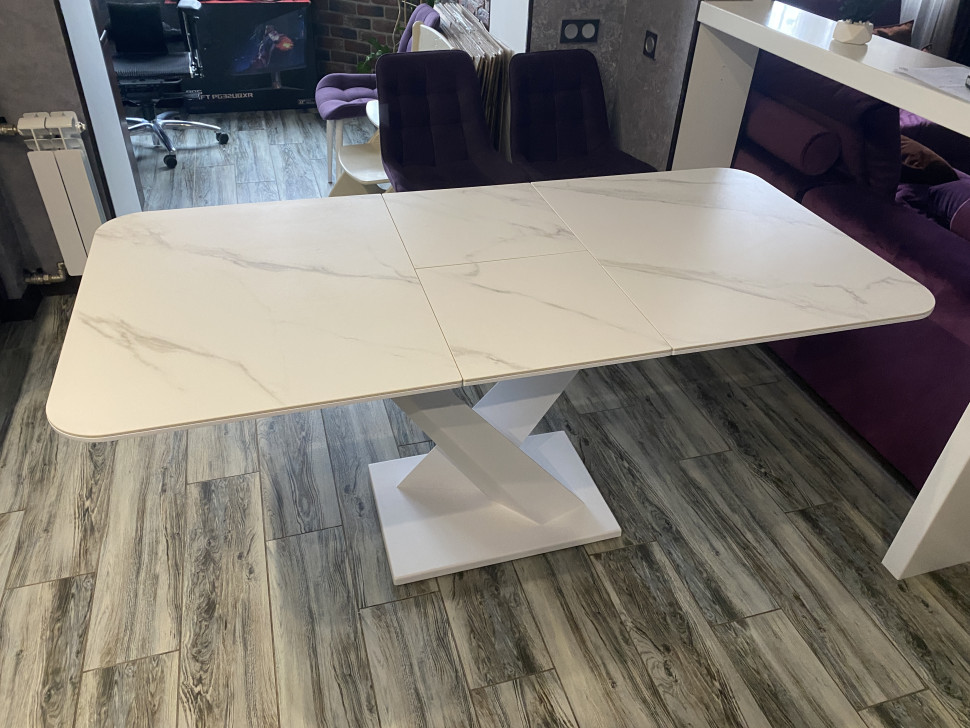 Стол лофт из керамогранита Ласточка Silver White
