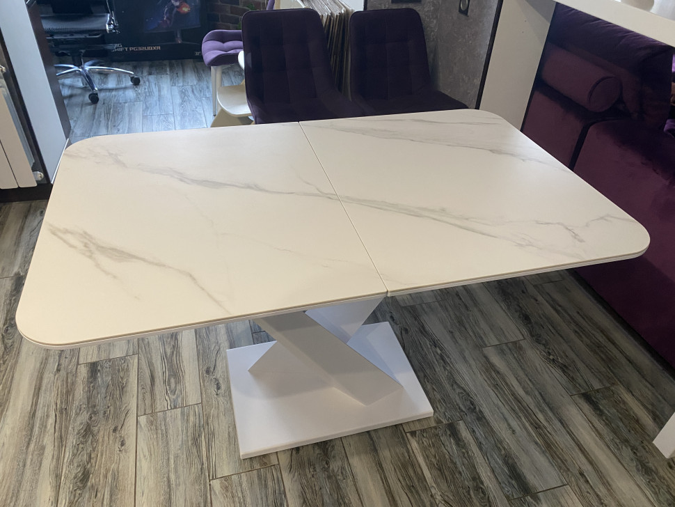 Стол лофт из керамогранита Ласточка Silver White