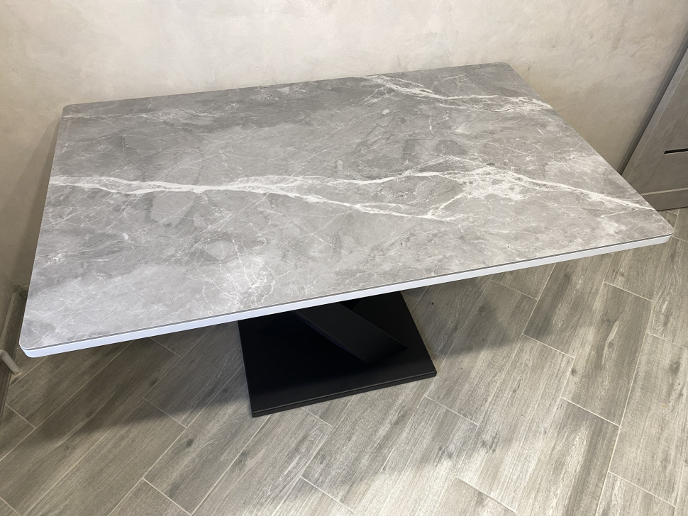 Стол лофт из керамогранита Ласточка Grey Smoke