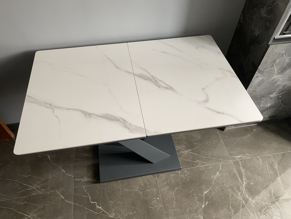Стол лофт из керамогранита Ласточка Silver White 2
