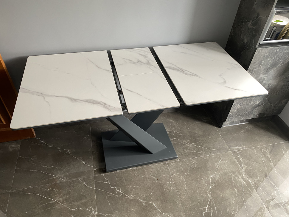 Стол лофт из керамогранита Ласточка Silver White 2