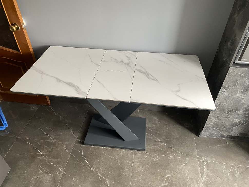 Стол лофт из керамогранита Ласточка Silver White 2