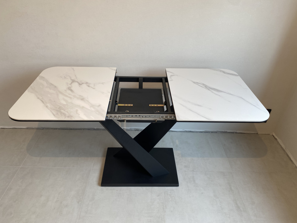 Стол лофт из керамогранита Ласточка Silver White 3