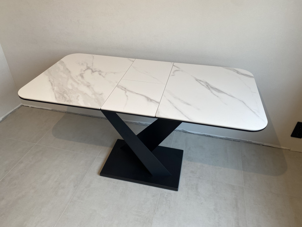 Стол лофт из керамогранита Ласточка Silver White 3